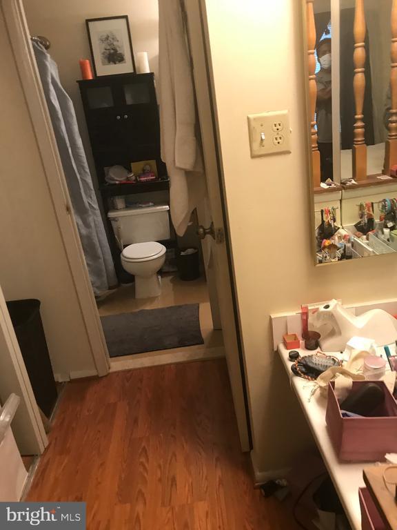 Building Photo - 8320 Brookvale Ct