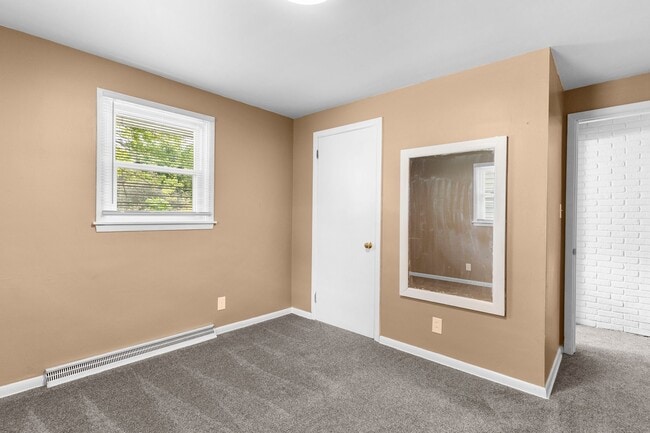 Building Photo - 3961 New Rd