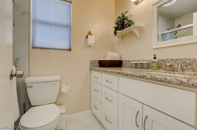 Building Photo - 7385 Vireo Dr