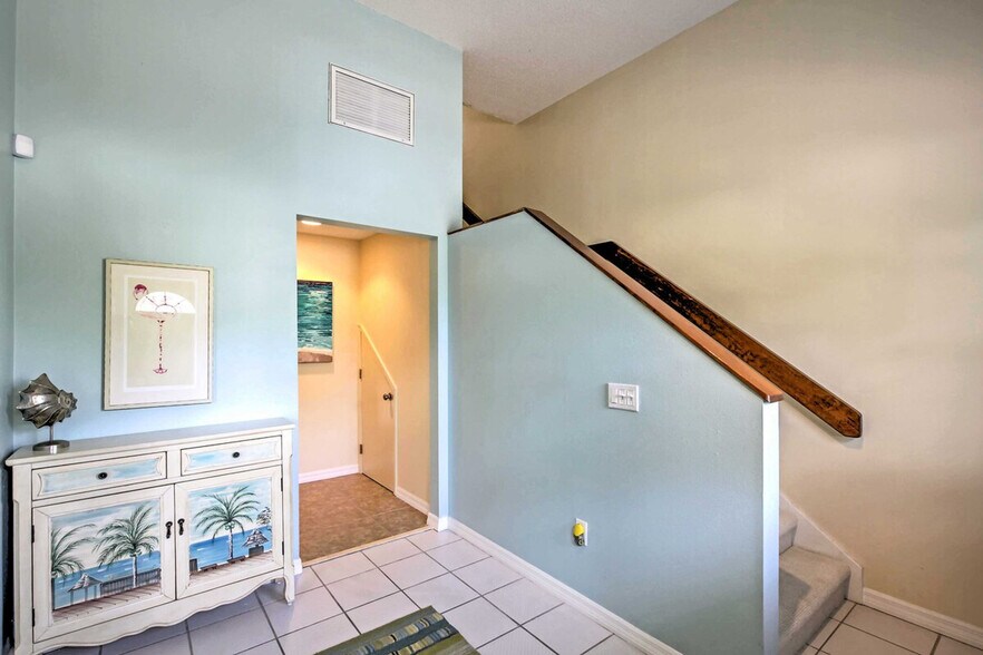 Building Photo - 45 Seascape Cir