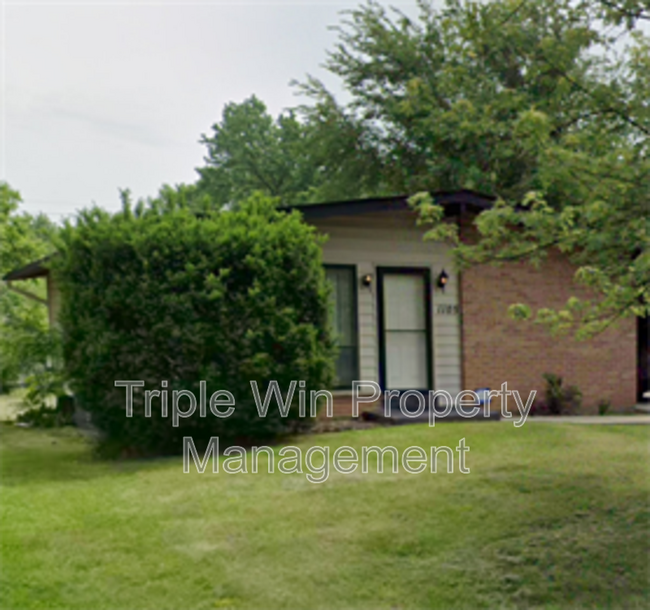 Primary Photo - 1105 Cheyenne Dr