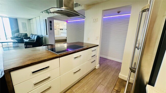 Building Photo - 19390 Collins Ave