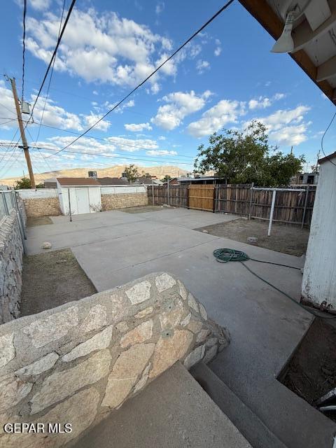 Building Photo - 1201 Selden Dr