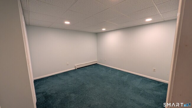 Building Photo - 166 Stevens Ln