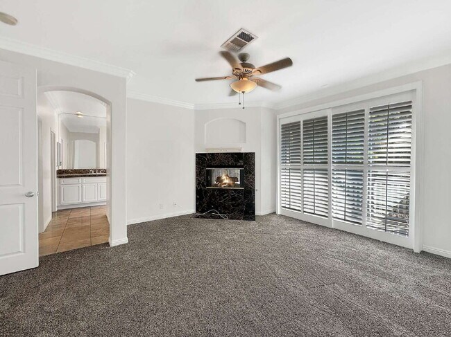 Building Photo - Discover the Essence of Luxury Living in V...