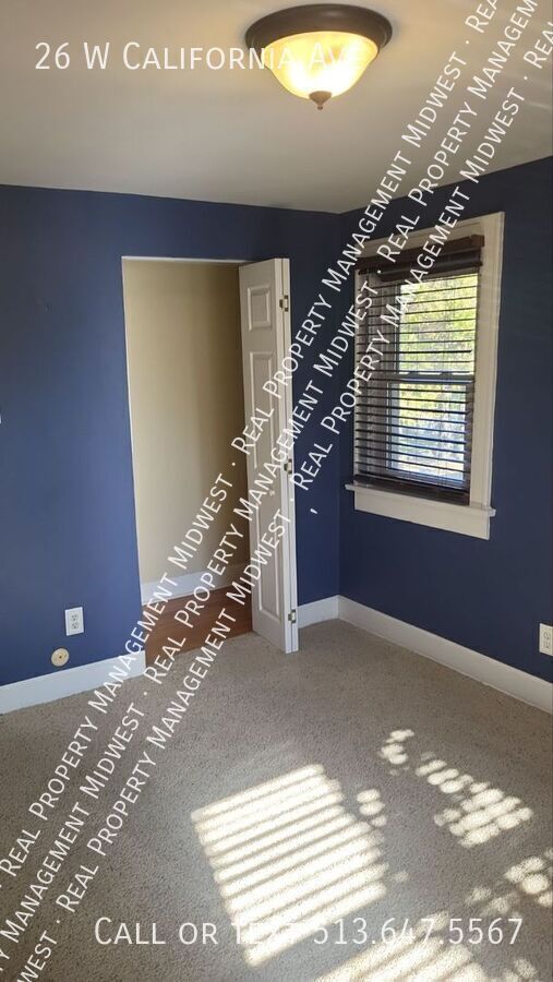 Building Photo - 26 W California Ave