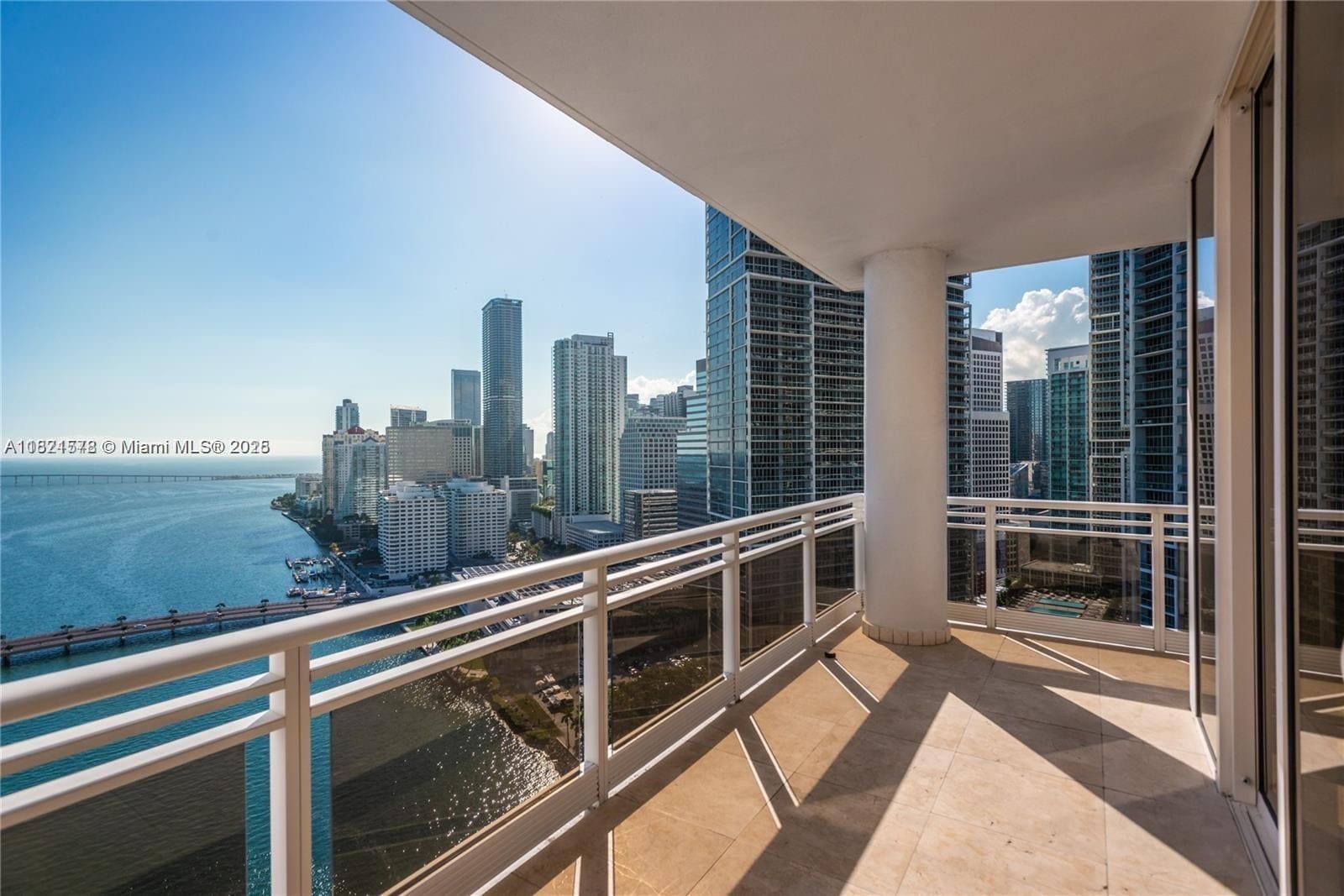 Building Photo - 901 Brickell Key