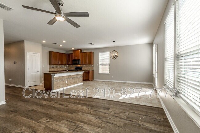 Building Photo - 682 Pond Springs