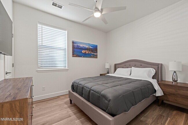 Building Photo - 10270 Gold Mine Dr