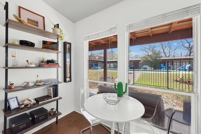 Building Photo - 5601 Woodrow Ave