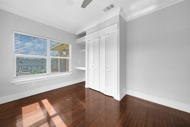Building Photo - 12430 Pecan Ct
