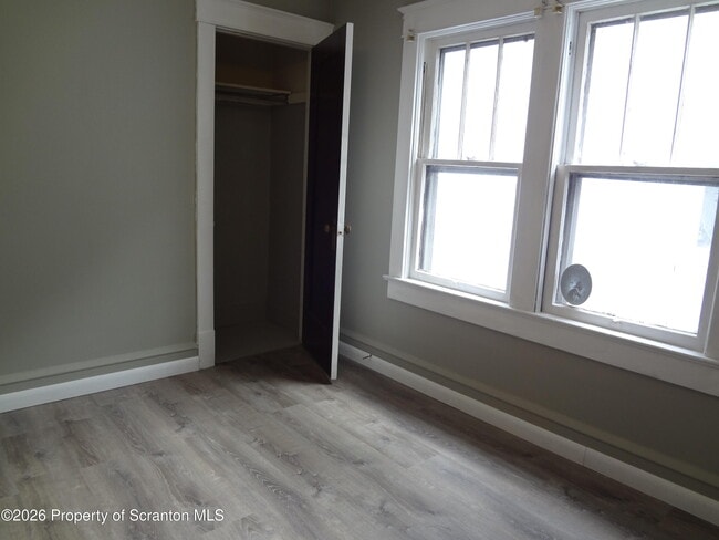 Building Photo - 52 Center St