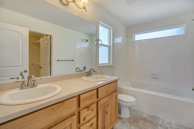 Building Photo - Raindance Community 4-Bedroom, 2.5-bath home in Windsor, CO