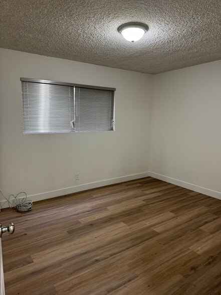 Building Photo - 14423 Berendo Ave