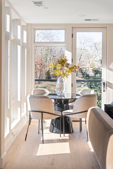 Building Photo - 21 Kinmonth Rd