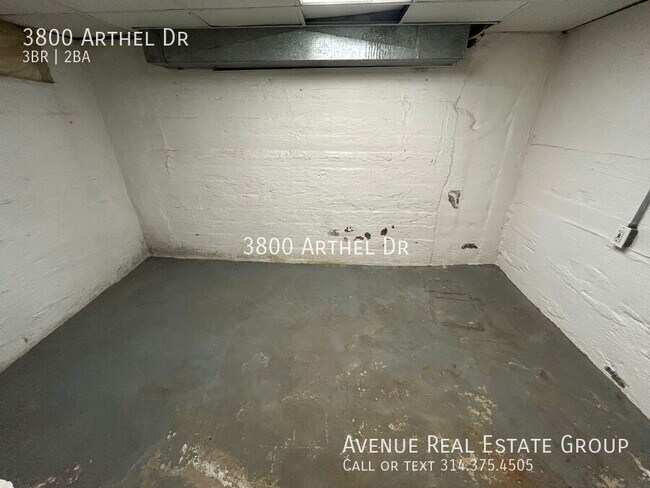 Building Photo - 3800 Arthel Dr