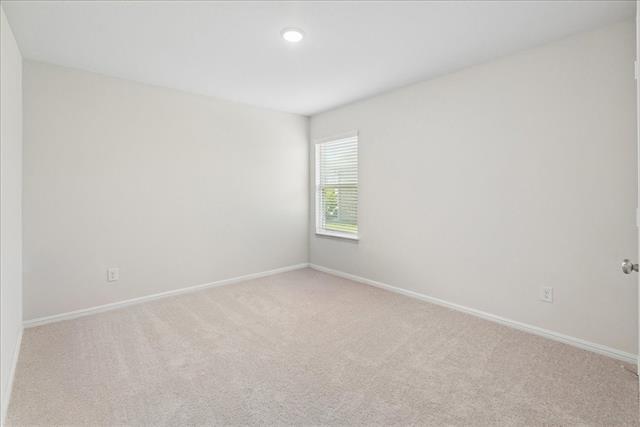 Building Photo - 1004 Pineview Ln