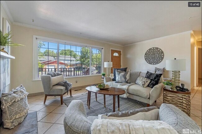 Building Photo - 225 Hunter Lake Dr