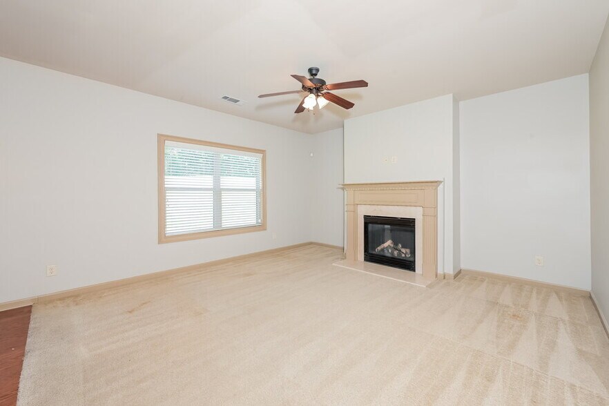 Building Photo - 3096 Montauk Hill Dr NE