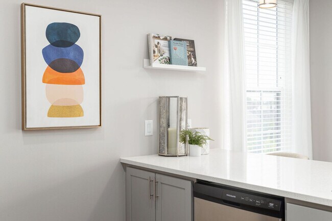 Building Photo - 65 S Washington Ave