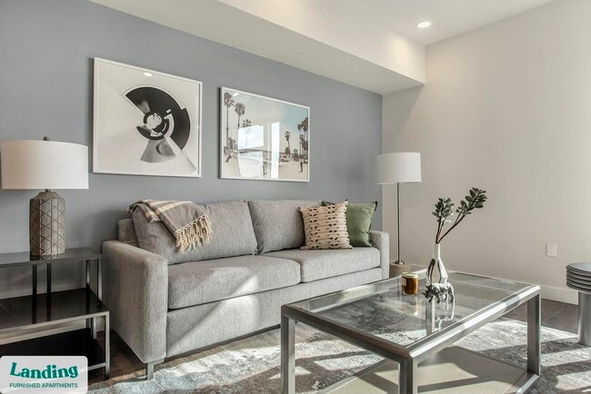 Building Photo - 1225 Utica Dr