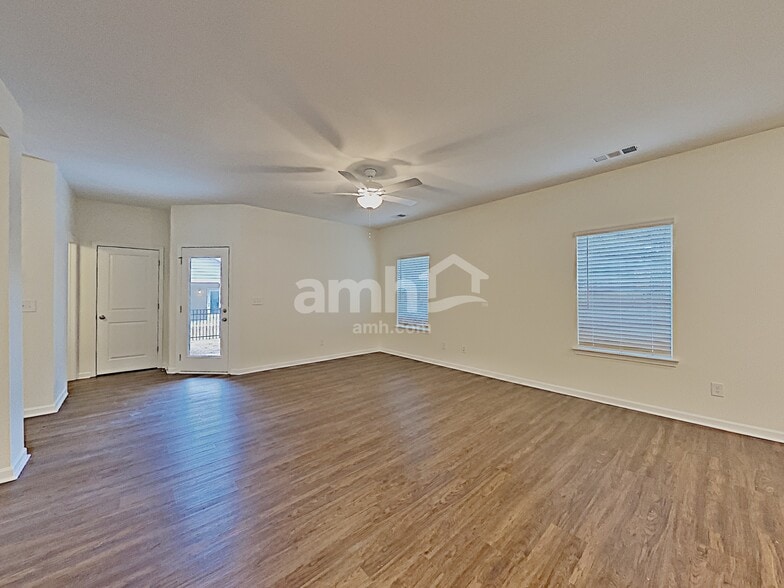 Building Photo - 277 Ivy Brook Dr