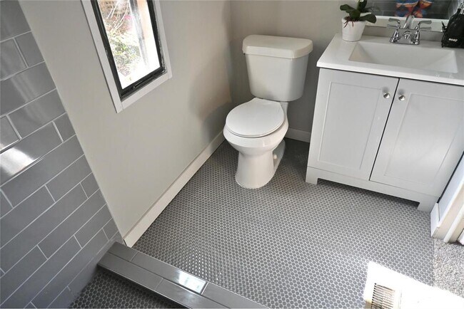 Building Photo - 13721 Brigadier Dr
