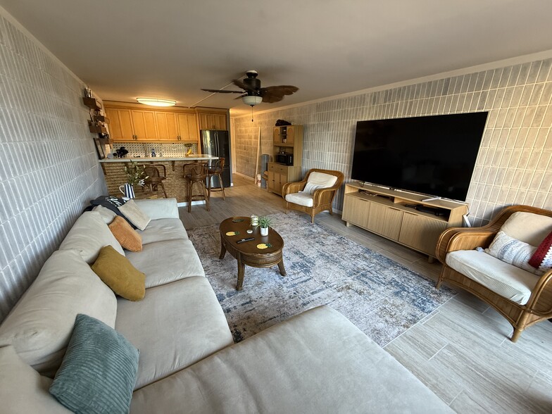 Building Photo - 68-055 Akule St