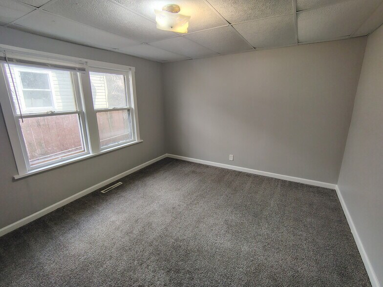 Building Photo - 2322 S Mulberry St