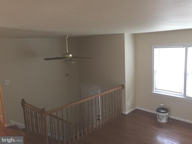 Building Photo - 11919 Stansbury Dr