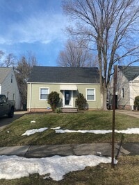 Building Photo - 20907 Watson Rd