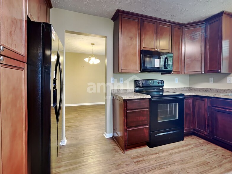 Building Photo - 505 Antietam Blvd