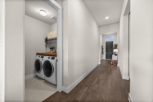 Building Photo - 2516 Briarbrook Dr