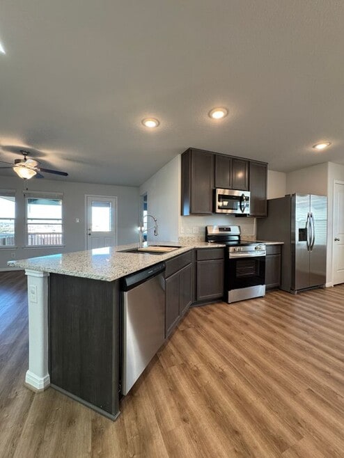 Building Photo - 11131 Hollinger Cir