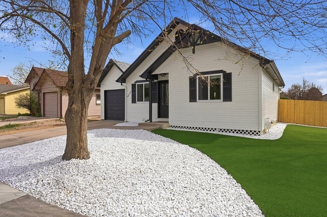 Building Photo - 4556 S Pagosa Way