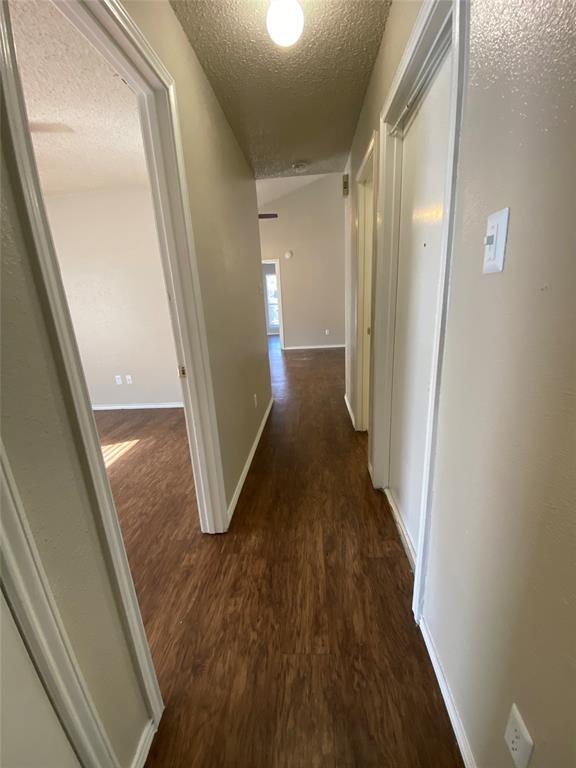 Building Photo - 2024 Redwing Way