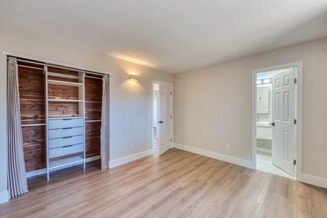 Building Photo - 3052 Eddy Cir