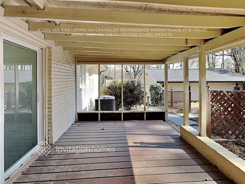 Building Photo - 8005 Union Grove Rd