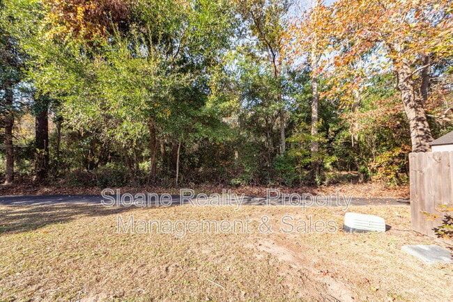 Building Photo - 1345 Pinnacle Ln