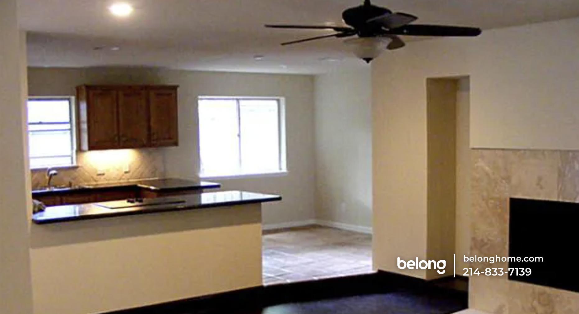 Building Photo - 8615 Skyline Dr