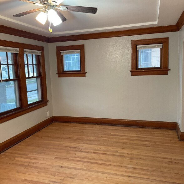Building Photo - 5449 N 37th St