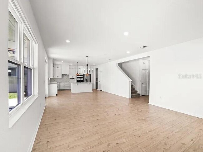 Building Photo - 5005 Golden River Ln