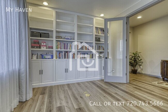 Building Photo - 17237 Parkside Dr N