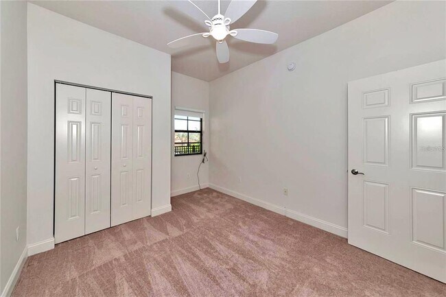 Building Photo - 7702 Lake Vista Ct