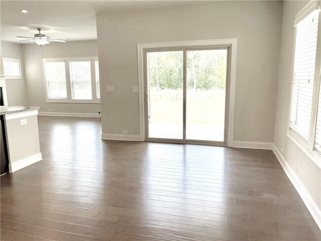 Building Photo - 3685 Morgan Rd