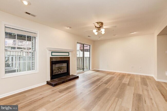 Building Photo - 12207 Sleepy Horse Ln