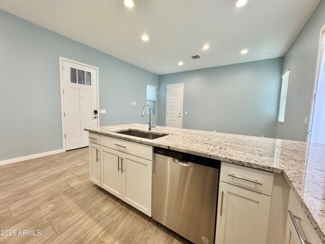 Building Photo - 4122 S Quinn Ave