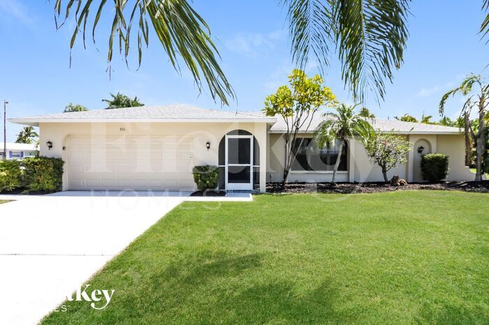 Primary Photo - 3511 SE 1st Pl