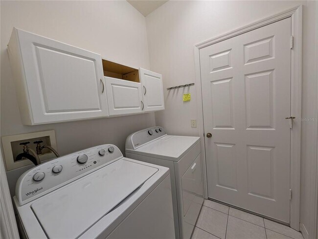 Building Photo - 5608 New Covington Dr