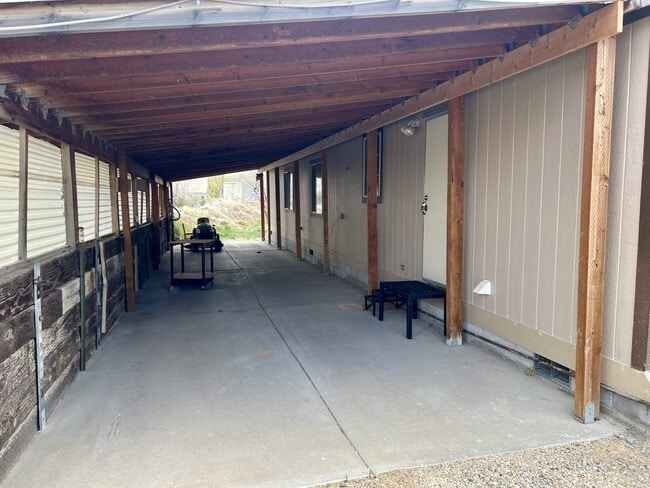 Building Photo - 5296 Comanche